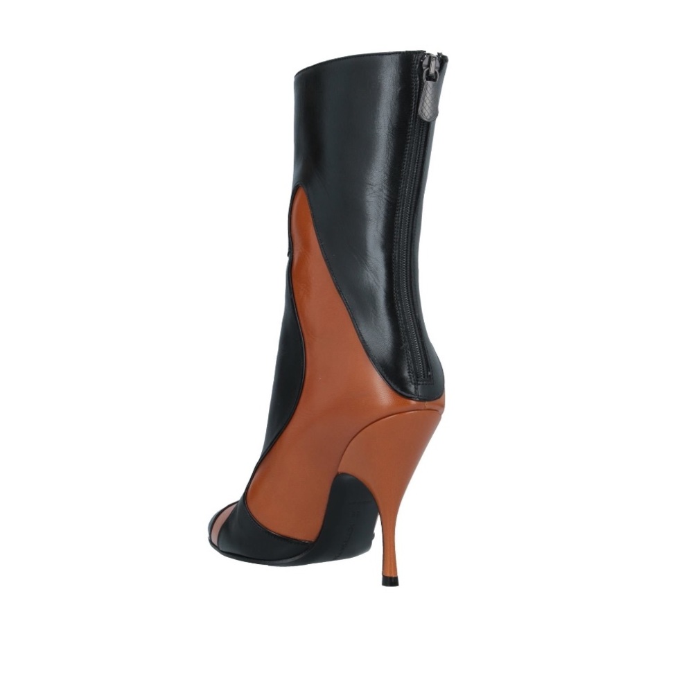 SOLD BOTTEGA VENETA Ankle Boots - Picture 3 of 4
